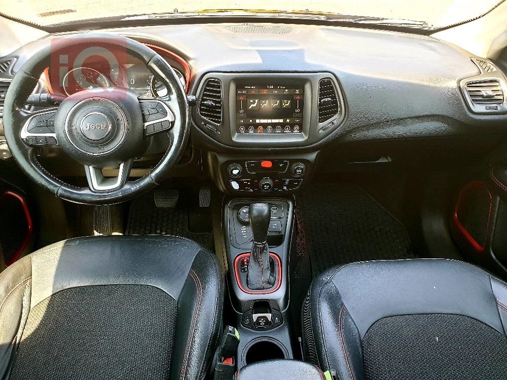 https://cdn.iqcars.io2bf12665-d566-4b1f-94f0-5bf65670f80c_2.jpg